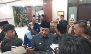 Wali Kota Bogor, Dedie A Rachim saat menghadiri Rapat Paripurna, Foto/Maya Melania