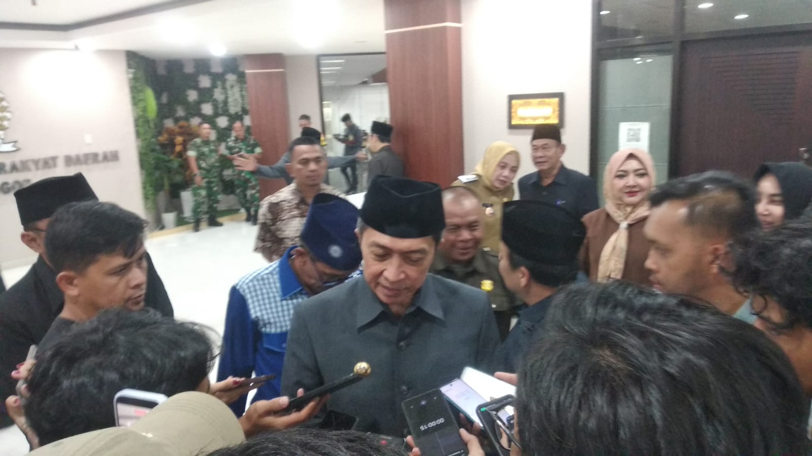 Wali Kota Bogor, Dedie A Rachim saat menghadiri Rapat Paripurna, Foto/Maya Melania