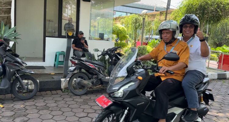 Sejumlah ASN terlihat menggunakan sepeda motor untuk bekerja, Foto/Diskominfo Kabupaten Bogor