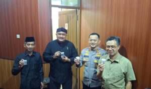 Bupati Bogor, Rudy Susmanto saat mengikuti Tes Urine, Foto/Diskominfo Kabupaten Bogor