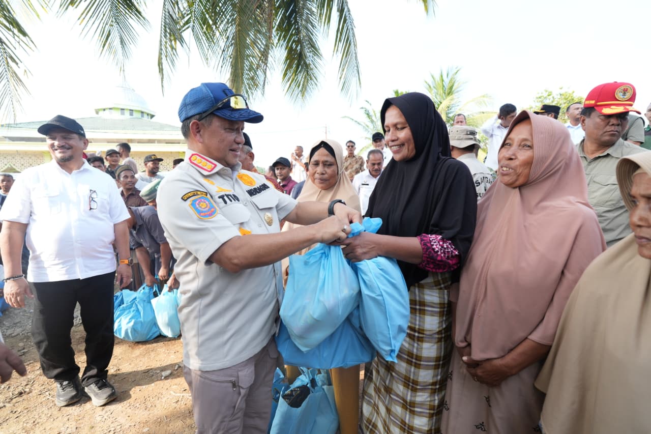 Muhammad Tito Karnavian meninjau langsung kondisi pengungsi di Kabupaten Aceh Tamiang, Aceh, Sabtu (4/4/2026), Foto/Kemendagri Muhammad Tito Karnavian meninjau langsung kondisi pengungsi di Kabupaten Aceh Tamiang, Aceh, Sabtu (4/4/2026), Foto/Kemendagri