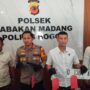 Jajaran Polsek Babakan Madang saat melakukan pres rilis soal pencurian dengan kekerasan (curas) bermodus investasi bodong, Foto/Istimewa