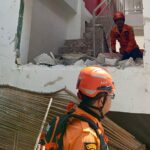 Rescue BPBD Kabupaten Bogor mengevakusi lapangan padel yang meledak di Gunung Putri Bogor, Foto/Isitimewa