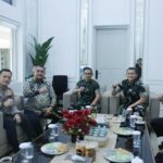 Bupati Bogor, Rudy Susmanto, mengikuti kegiatan Rapat Koordinasi Teknis (Rakornis) TMMD ke-128 Tahun 2026 bersama Danrem 061/Suryakancana, Brigjen TNI Thomas Rajunio, Foto/Diskominfo Kabuapten Bogor