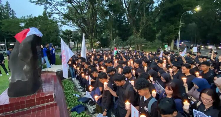 BEM dan Koalisasi Mahasiswa IPB melakukan aksi demo terkait adanya kekerasan dan Pelecehan Seksual, Foto/Isitmewa