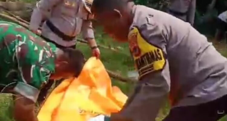 Penemuan mayat di Aliran Sungai Cikumpa, Foto/Istimewa