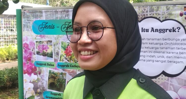 Andien Rahmatiyah, Park Ranger Taman Heulang Bogor, Foto/Maya Melina
