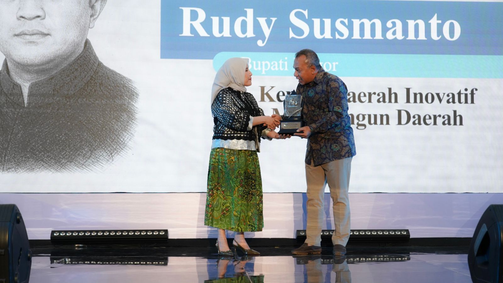 Rudy Susmanto, kembali meraih penghargaan sebagai Kepala Daerah Inovatif dalam rangka Hari Ulang Tahun ke-60 Pikiran Rakyat