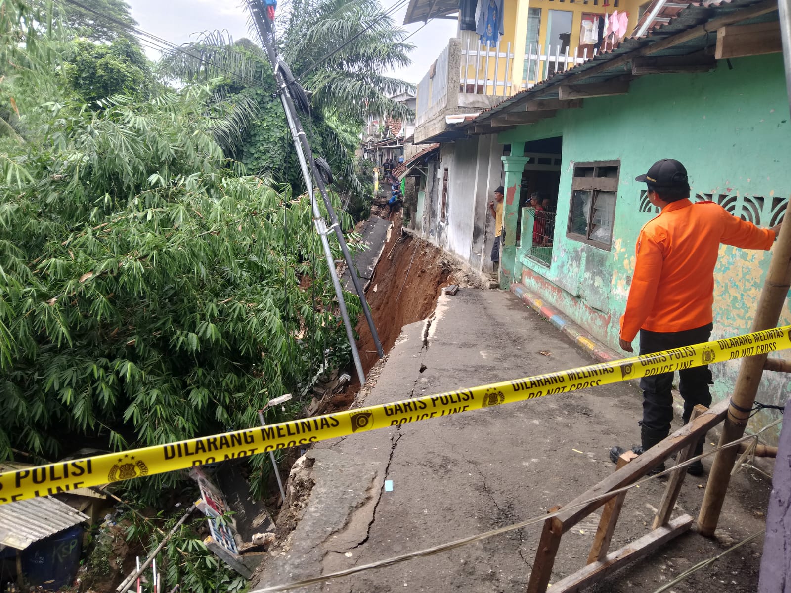 Kondisi longsor di Paledang Bogor, Foto/Isitmewa
