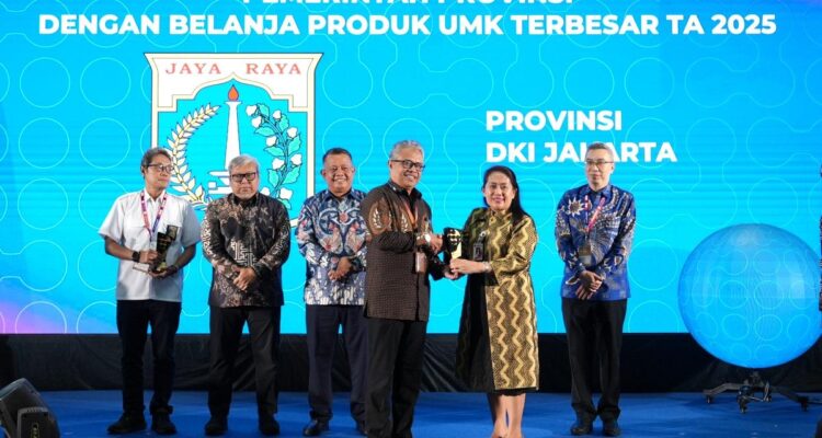 Pemberian enghargaan sebagai Pemerintah Provinsi dengan Nilai Transaksi Usaha Mikro Kecil (UMK) Terbesar Tahun Anggaran 2025., Foto/Isitimewa