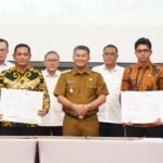 Plt. Bupati Bekasi, Asep Surya Atmaja, secara resmi menandatangani Nota Kesepahaman (MoU) Pembangunan Pengolahan Sampah menjadi Energi Listrik (PSEL), Foto/Isitimewa