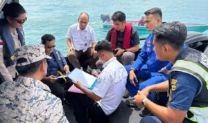 KJRI Johor Bahru saat memulangkan nelayan asal Batam yang terdampar di Johor Baru Malaysia, Foto/ Konsulat Jeneral Republik Indonesia di Johor Bahru