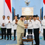 Presiden Prabowo Subianto menerima Komisi Percepatan Reformasi Polri (KPRP) di Istana Merdeka, Jakarta, pada Selasa, 5 Mei 2026. Foto: BPMI Setpres/Laily Rachev
