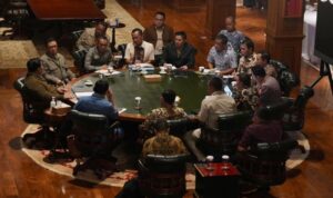 Presiden Prabowo Subianto mengumpulkan para menteri di Hambalang Bogor, Foto/Istimewa