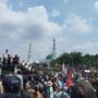 Aliansi masyarakat dari Kecamatan Cigudeg, Rumpin, dan Parung Panjang saat berunjuk rasa di Kantor Bupati Bogor, Foto/Isitimewa
