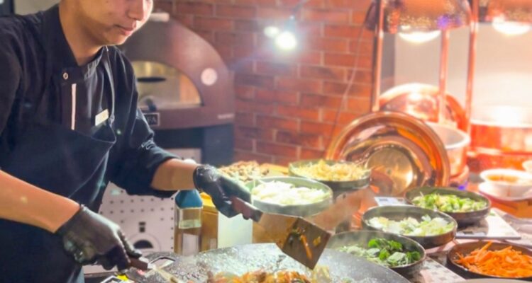 BBQ yang kini hadir di Koersi Sky Cafe Bigland Hotel, Foto/Isitimewa