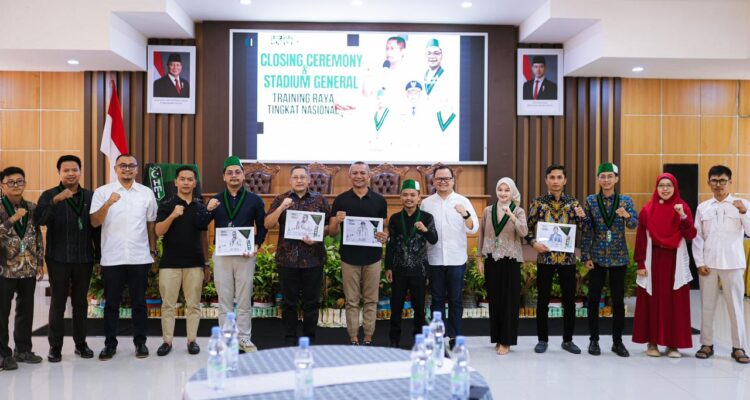 utup pada Minggu, 10 Mei 2026. Penutupan forum kaderisasi tersebut berlangsung penuh khidmat dan dihadiri sejumlah tokoh nasional maupun daerah, di antaranya mantan Ketua Umum PB HMI Anas Urbaningrum, Wakil Wali Kota Bogor Jenal Mutaqin, serta Ketua Umum PB HMI Bagas Kurniawan. hadiri di Training Raya LK II & LKK Himpunan Mahasiswa Islam (HMI) Cabang Kota Bogor 2026, Foto/Isitimewa
