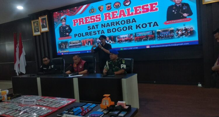 Pres Rilis Satuan Reserse Narkoba Polresta Bogor Kota mengungkap 82 perkara narkotika selama Januari hingga Mei 2026, Foto/MAya Melina