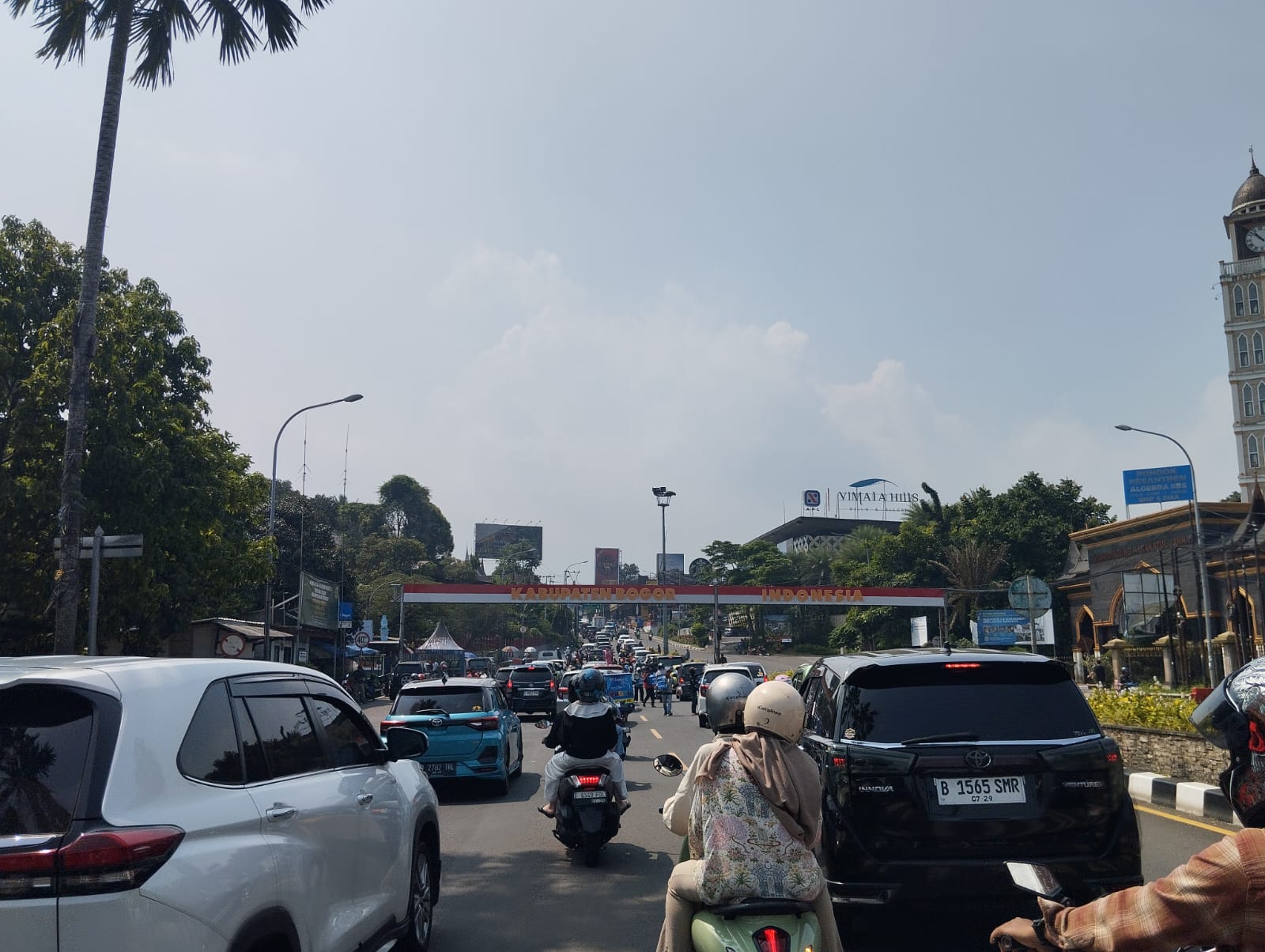 Kondisi terkini pantuan lalu linta di Simpang Gadog Puncak Bogor, Foto/Isitimewa