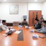 Ketua DPRD Kota Bekasi, Dr. Sardi Efendi, S.Pd., M.M., menerima kunjungan audiensi dari dua organisasi kemasyarakatan yang berbeda, Foto/Setwan DPRD Kota Bekasi