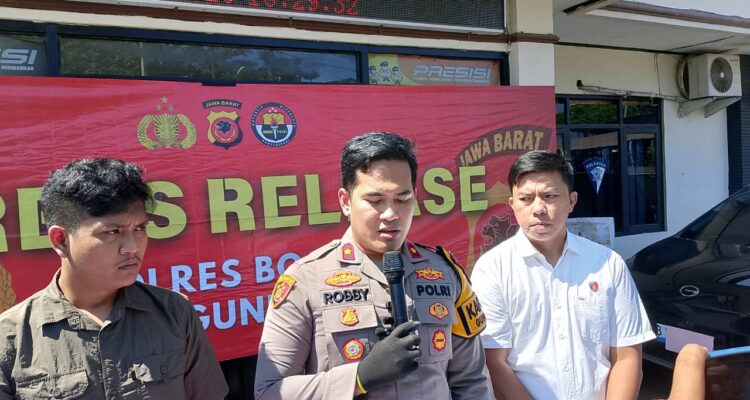 Kapolsek Gunung Putri, Kompol Aulia Robby Kartika Putra