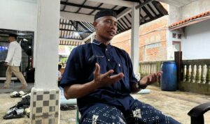 Orang tua angkat korban, Samsudin, Foto/Adi Wirman