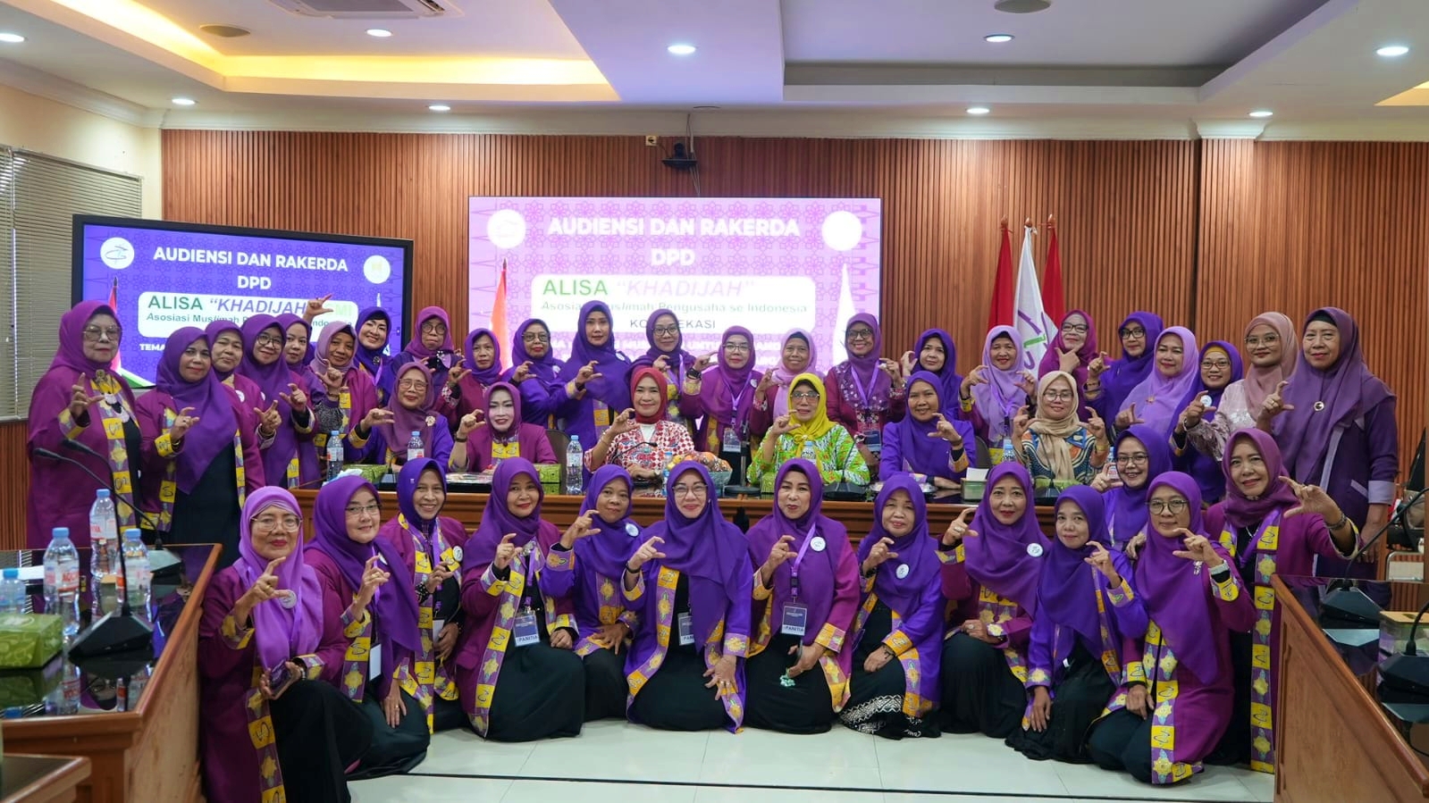 Gelar Audiensi dengan DPRD, Alisa Khadijah ICMI Bekasi Perkuat Sinergi Ekonomi Muslimah, Foto/Setwan DPRD KOta Bekasi