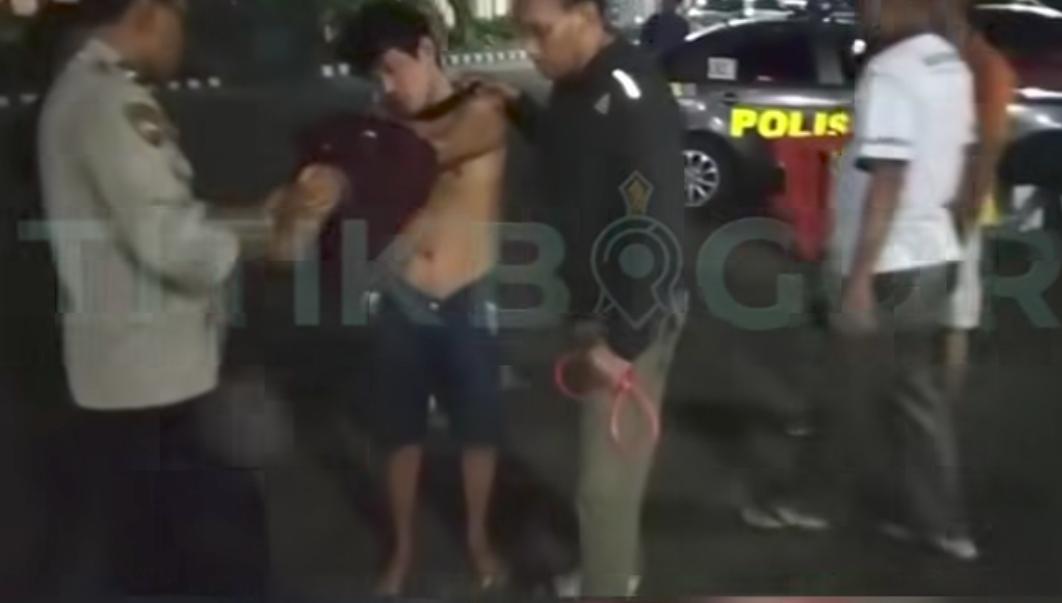 Pria Badut Jalanan di Cileungsi yang Nekat Curi Dompet Pedagang Kaki Lima, Foto/Isitimewa