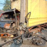 Kondisi kendaraan Mitsubishi Light Truck Box bernomor polisi A-9208-FL dengan sepeda motor Honda Scoopy bernomor polisi F-3747-FEW yang alami kecelakaan, Foto/Isitimewa