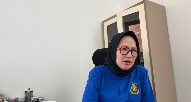 Ketua Umum LBH BAS, Tini Sumartini, Foto/Adi Wirman