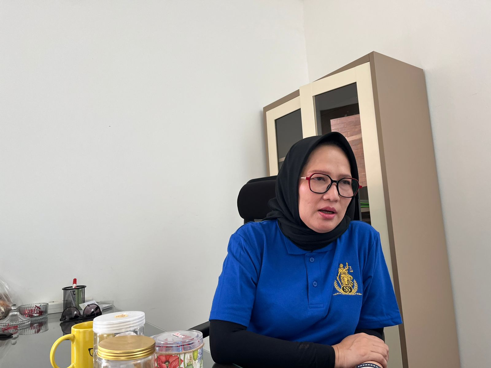Ketua Umum LBH BAS, Tini Sumartini, Foto/Adi Wirman