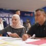 Salah satu orang yang membuat papspord di CFD Cibinong oleh Imigrasi Bogor, Foto/Istimewa