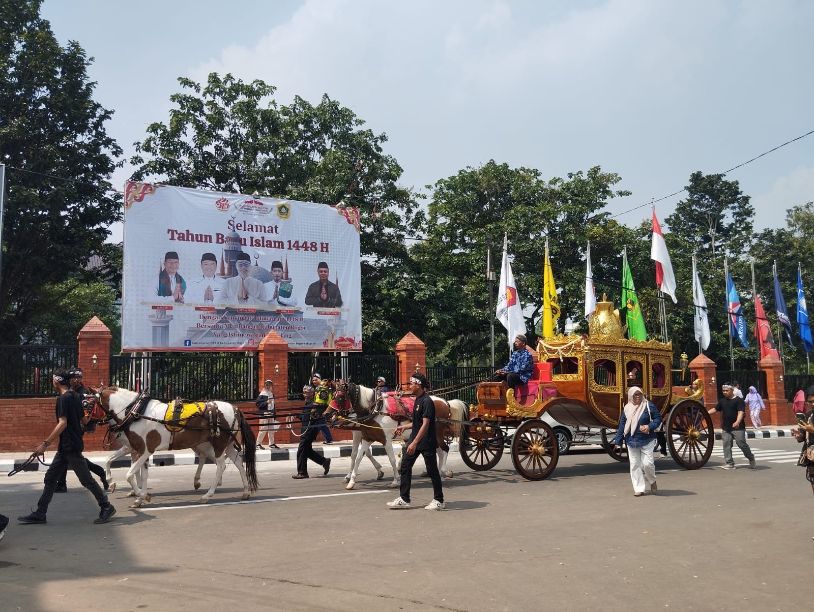Kegiatan parade budaya dalam rangka helaran HJB ke 544 di Kabupaten Bogor, Foto/Istimewa