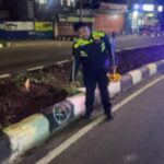 Anggota Polisi saat melakukan ola TKP kecelakaan di Pakansari Bogor, Foto/Isitimewa