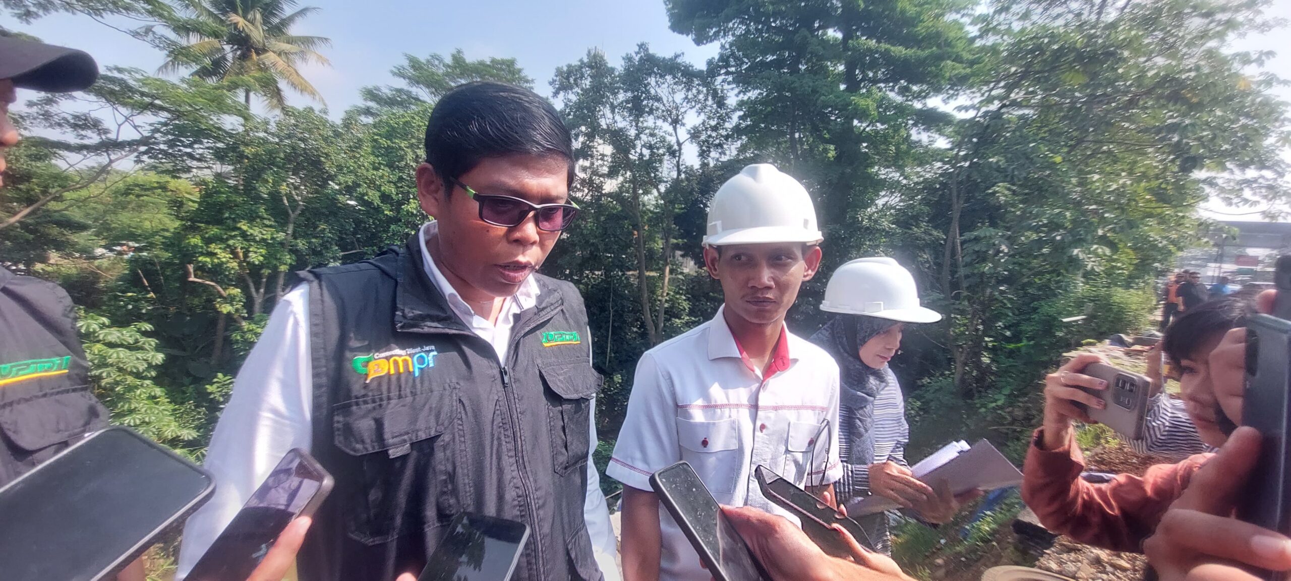 Pejabat Pembuat Komitmen (PPK) Sub Rekonstruksi Perbaikan Jalan, Ade Subhan,Foto/Maya Melina