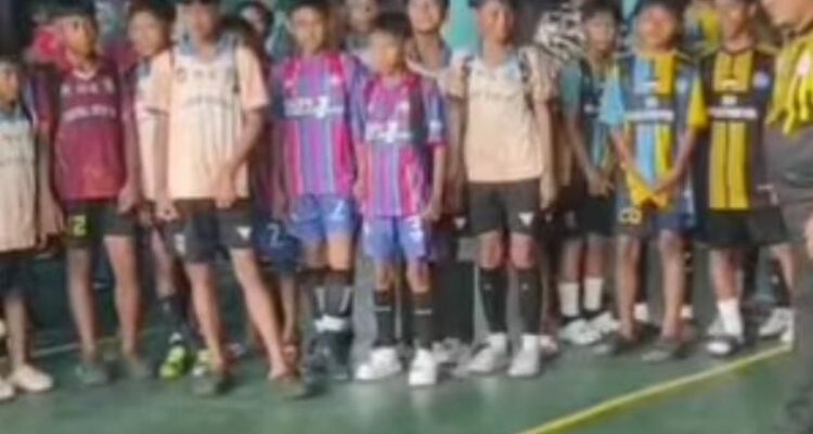 Ketua DPRD Kota Bekasi, Dr. Sardi Efendi, S.Pd., M.M., secara resmi membuka Turnamen Futsal U-12 Gamais Cup 2026., Foto/Setwan DPRD Kota Bekasi