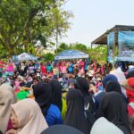 Masyarakat saat menghadiri Festival Ekonomi Kreatif Situ Gede, Foto/Maya Melina