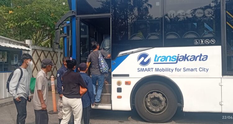 Bus TransJakarta (TJ), Foto/Maya Melina