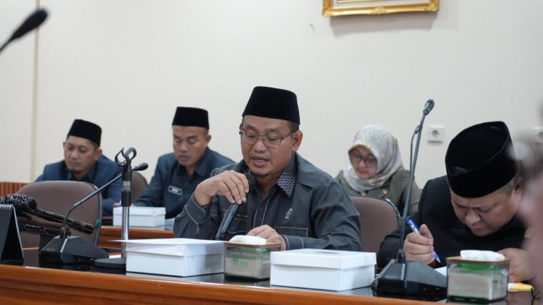 Ketua DPRD Kota Bekasi, Sardi Efendi,Foto/Isitmewa