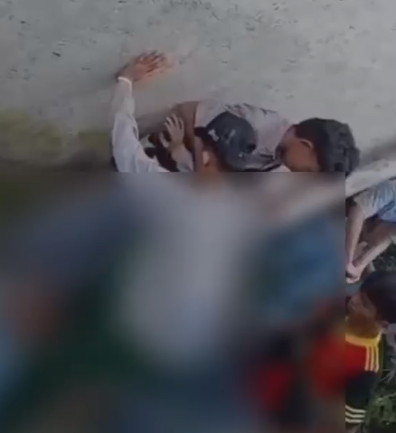 Tengah viral di media sosial video kekerasan terhadap anak remaja yang dilakukan sejumlah orang anak SMA, Foto/SS Video