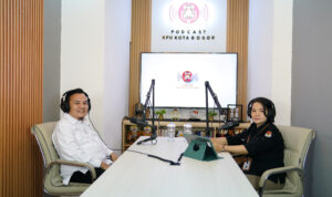 Ketua DPRD Kota Bogor saat mengikuti Podcast di KPUD Kota Bogor, Foto/Setwan DPRD KOta Bogor Ketua DPRD Kota Bogor saat mengikuti Podcast di KPUD Kota Bogor, Foto/Setwan DPRD KOta Bogor
