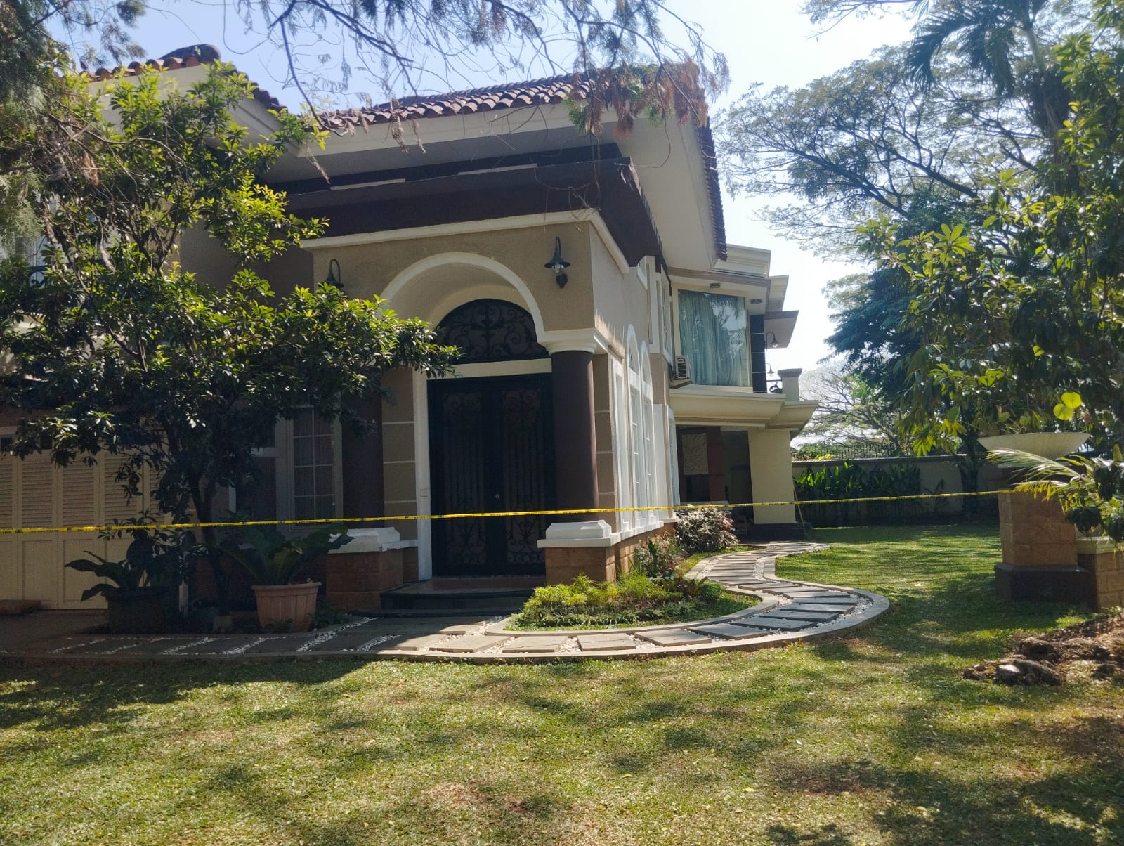 Rumah mewah di kawasan babakan madang sentul Bogor yang diduga milik Febrie Adriansyah, Foto/Istimewa