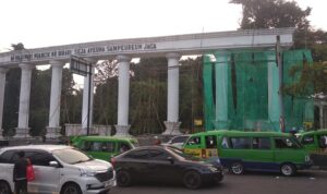 Renovasi lawang salapan Tugu Kujang Kota Bogor, Foto/Istimewa Renovasi lawang salapan Tugu Kujang Kota Bogor, Foto/Istimewa