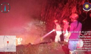 Kebakaran lahan yang ditumbuhi pohon bambu terjadi di Jalan Pembangunan No. 83, Cileungsi, Kabupaten Bogor, Foto/Isitimewa