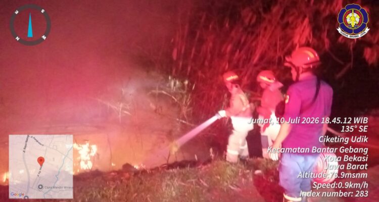 Kebakaran lahan yang ditumbuhi pohon bambu terjadi di Jalan Pembangunan No. 83, Cileungsi, Kabupaten Bogor, Foto/Isitimewa