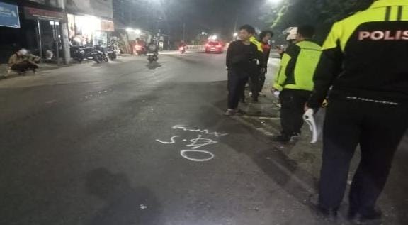 Evakuasi truk Fuso yang alami kecelakaan di Kemang Bogor, Foto/Isitimewa