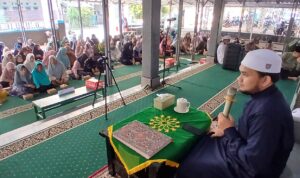 Melalui Tabligh Akbar Muharram 1448 H yang dirangkaikan dengan Santunan Anak Yatim dan Dhuafa, Masjid Al-Madinah, Foto/Isitimewa Melalui Tabligh Akbar Muharram 1448 H yang dirangkaikan dengan Santunan Anak Yatim dan Dhuafa, Masjid Al-Madinah, Foto/Isitimewa