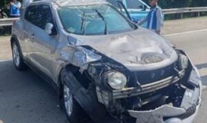 Komdisi mobil yang ringsek akibat tabrakan beruntun di Tol Jagorawi, Foto/Isitimewa Komdisi mobil yang ringsek akibat tabrakan beruntun di Tol Jagorawi, Foto/Isitimewa