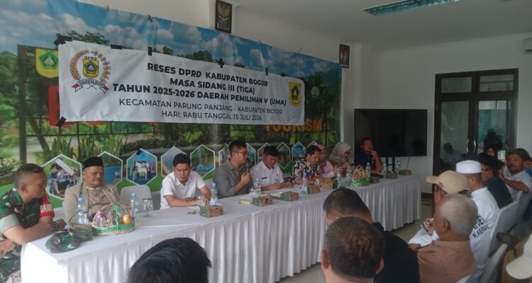 Ketua Dewan Perwakilan Rakyat Daerah (DPRD) Kabupaten Bogor, Sastra Winara, saat menghadiri reses di Parung Panajng, Foto, Setwan DPRD Kabupaten Bogor, Foto/Isitimewa
