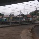 Kondisi Perlintasan Kereta Api di Jalan Sholeh Iskandar, Kota Bogor yeng telah ditutup dan pagari oleh Pemkot Bogor, Foto/Maya Melina